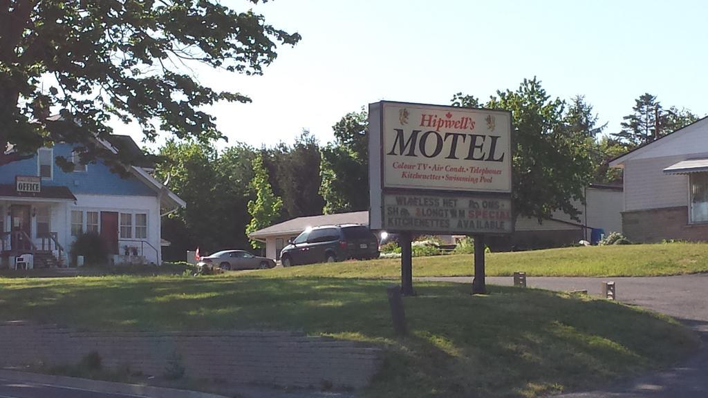 Hipwell'S Motel Fonthill Esterno foto