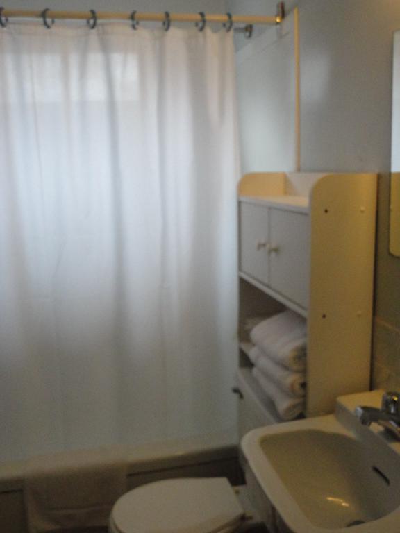 Hipwell'S Motel Fonthill Esterno foto
