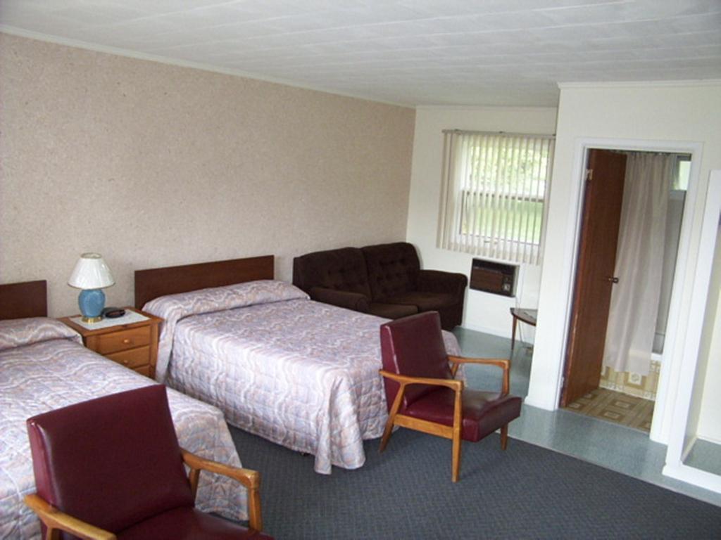 Hipwell'S Motel Fonthill Esterno foto